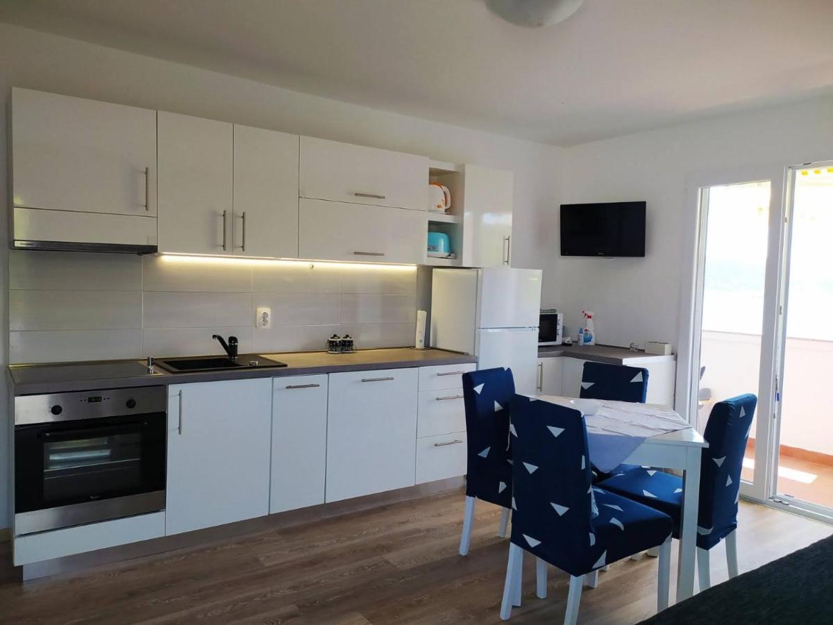 Apartments Ljerka Стара Новаля Екстериор снимка