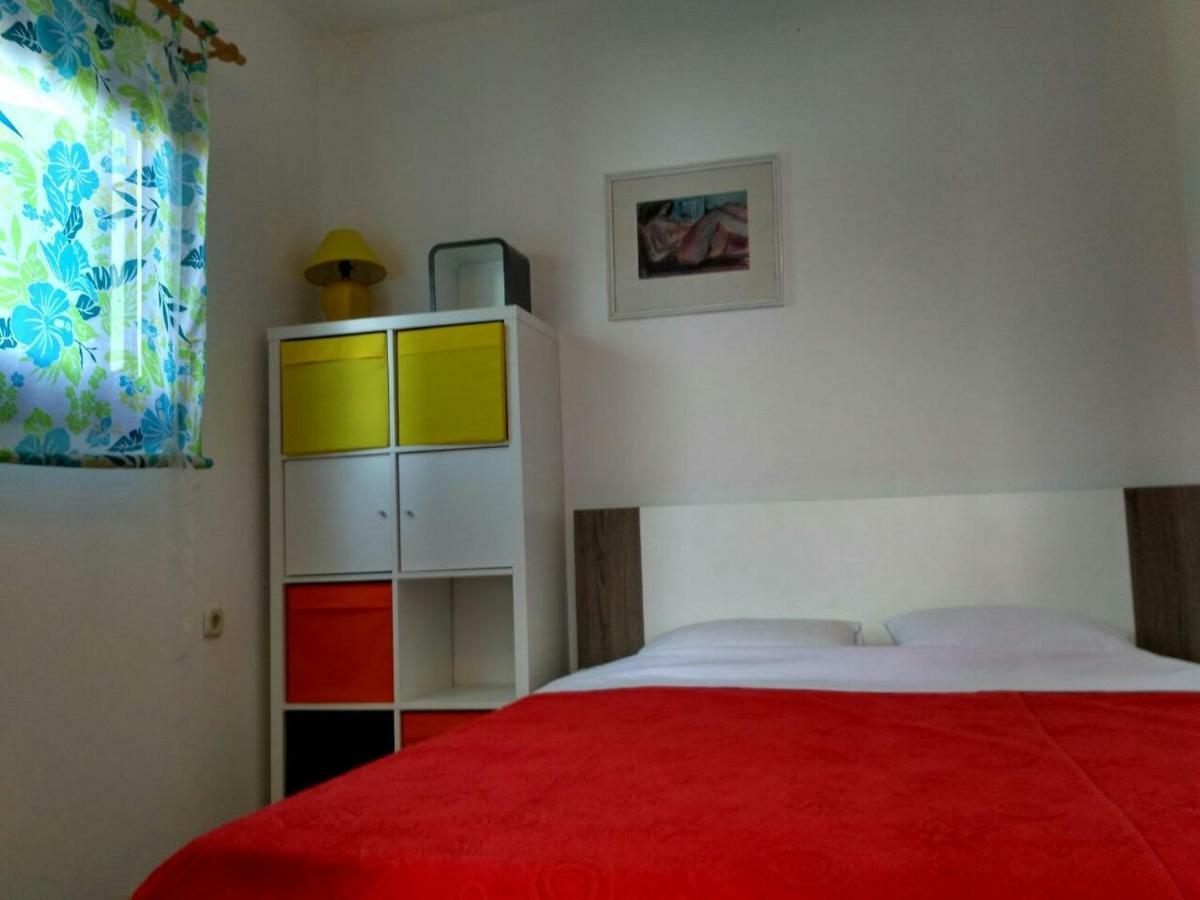 Apartments Ljerka Стара Новаля Екстериор снимка